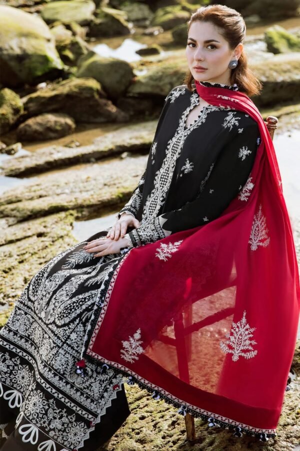 Article#4 3pcs Women's Unstitched Lawn Embroidered suit - Image 3