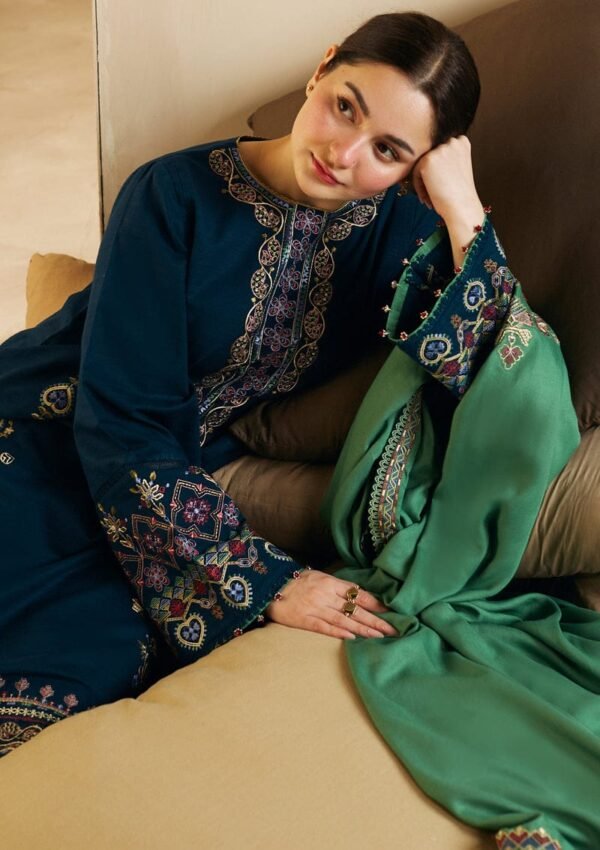 Article#2 3pcs Women's Blue Unstitched Lawn Embroidered suit - Image 3