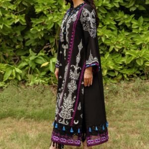 Article#8 3pcs Women's Unstitched Lawn Embroidered suit